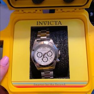 INVICTA MENS WATCH